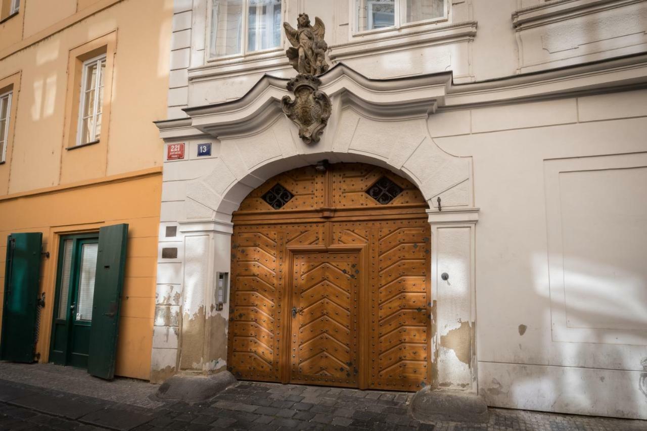 Exclusive Old Town Residence Near Charles Bridge Prague Exterior photo